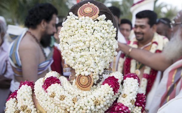 HAIR FLOWER SHADI INDIAN WEDDING BRIDE DRESS SHADI