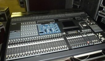 Yamaha-PM5D-Non-RH-Digital-Audio-Console-3